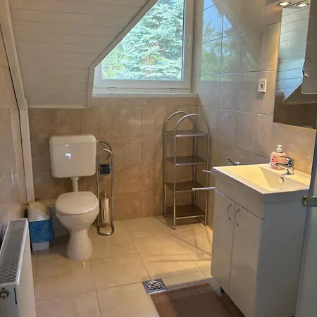 Otto Vendeghaz Apartament *