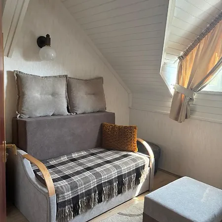 Otto Vendeghaz Apartament