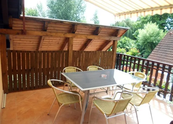 Otto Vendeghaz Διαμέρισμα Σίοφοκ